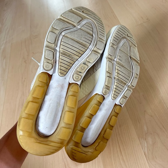Women’s Size 12 Nike Air Max 270 in “Coconut Milk” - Picture 3 of 6